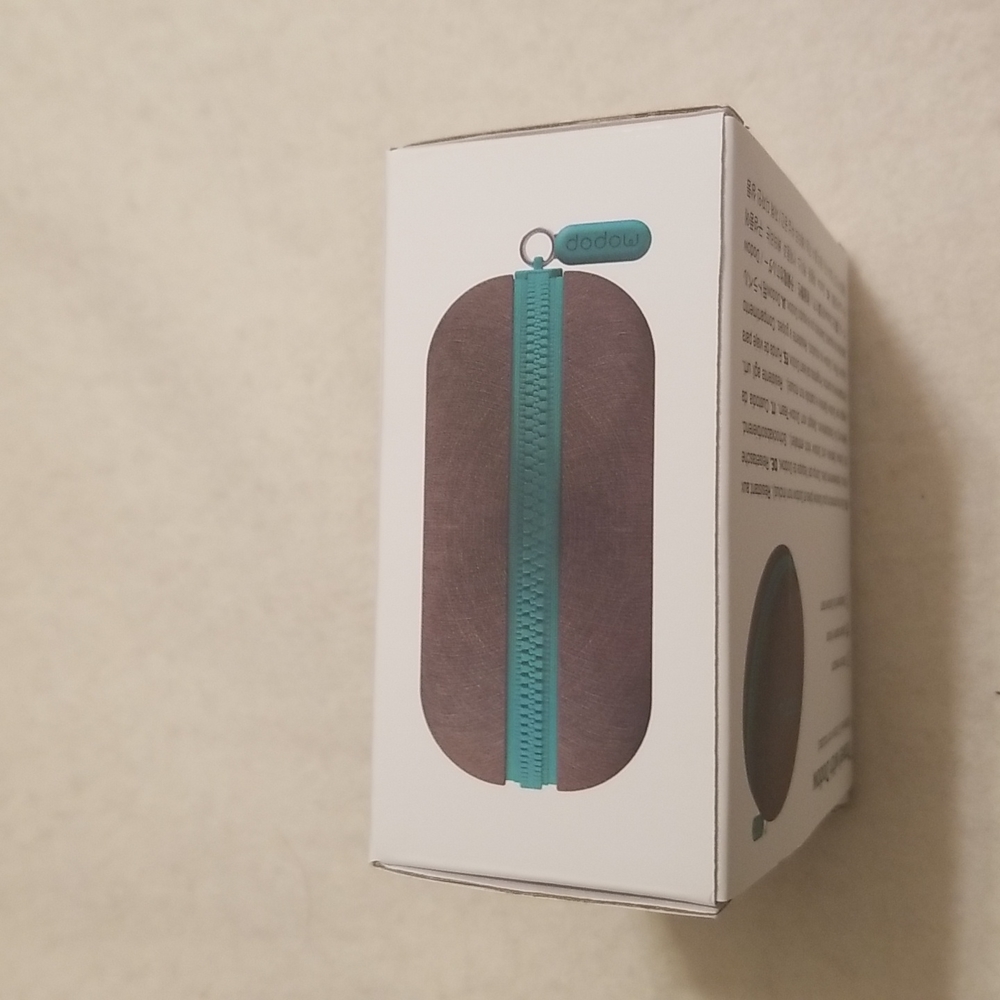 Dodow-sleep aid device with optional carrying case - Picture 9 of 16